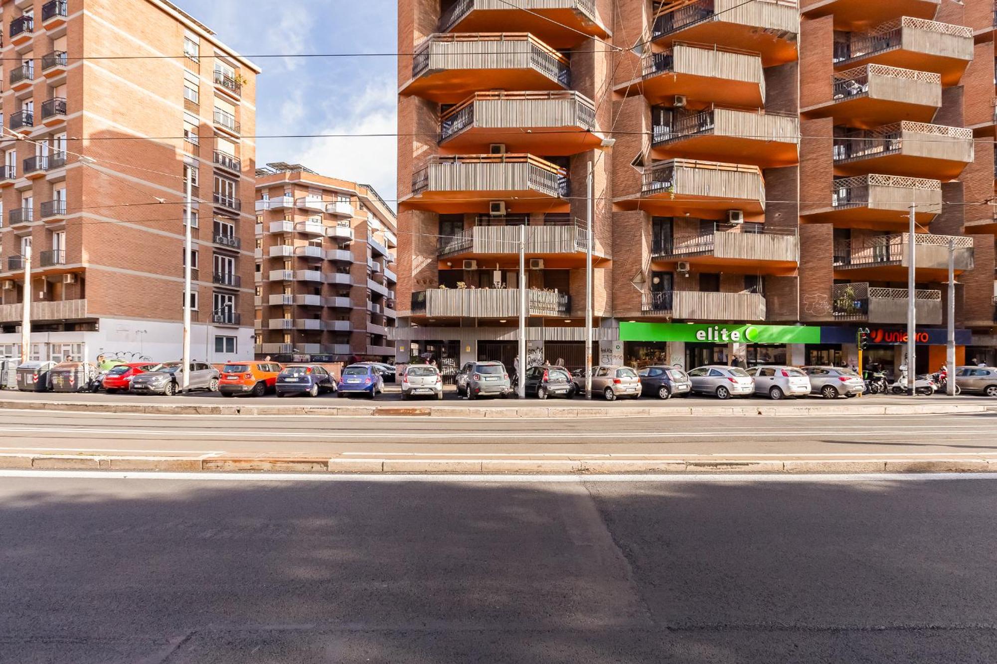 Trastevere-Royal Orchid Apartment Rome Exterior photo